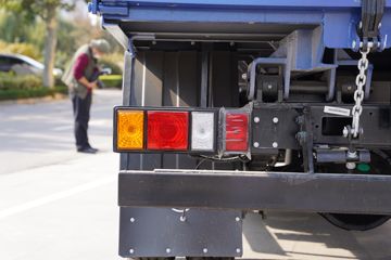 �������� ���S1 PLUS 150���� 4X2 3����ж��(����)ͼƬ