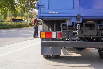 �������� ���S1 PLUS 150���� 4X2 3����ж��(����)ͼƬ