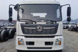 东风天锦VR&nbsp;电源车外观图片