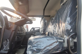 东风天锦VR&nbsp;电源车驾驶室图片