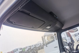 东风天锦VR&nbsp;电源车驾驶室图片