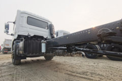 东风商用车 天锦VR 230马力 4X2 电源车底盘(DFH1120E1)