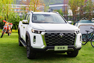 ���� ������ 2023�� �캽�� 2.0L���� 233���� �Զ����� ����˫��Ƥ��ͼƬ