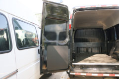 江铃汽车 福顺 2023款 146马力 3座 短轴 2.0T柴油 中高顶封闭货车(国六)