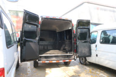 江铃汽车 福顺 2023款 146马力 3座 短轴 2.0T柴油 中高顶封闭货车(国六)