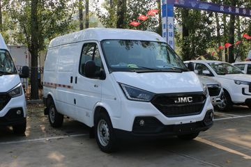 江铃汽车 特顺 122马力 2.8T柴油 3座 手动短轴中顶封闭货车