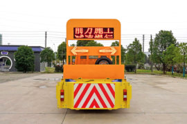 江铃汽车底盘 防撞缓冲车外观图片