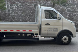 跨越王X3 PLUS EV&nbsp;电动载货车外观图片