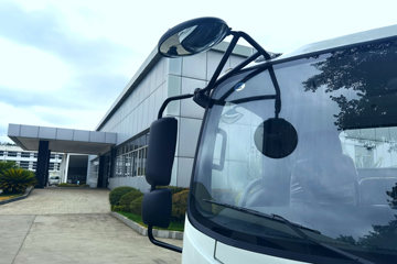 ���� ��ʮ��M600 4.2��AMT�Զ��������Ῠ(����)ͼƬ