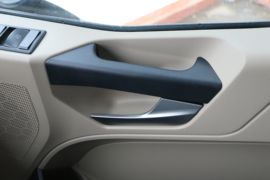 奔驰Actros(国产)&nbsp;牵引车驾驶室                                               图片