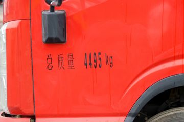 ���� ����M3 130���� 4.16�׵�����ʽ�Ῠ(KMC5042XXYD336DP6)ͼƬ