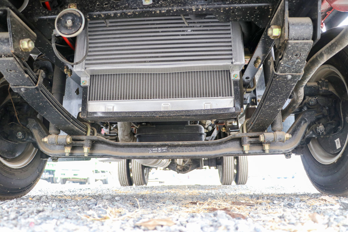 凯捷M3载货车底盘图片