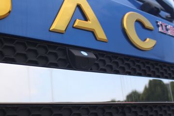 ���� �˶��N5 ������ 140���� 4.1�׵�����ʽ�Ῠ(����)ͼƬ