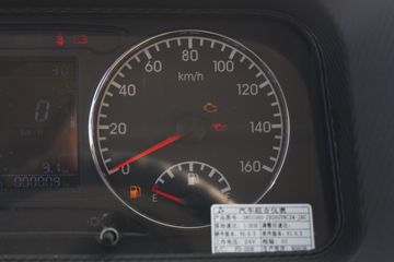 ���� �˶��N5 ������ 140���� 4.1�׵�����ʽ�Ῠ(����)ͼƬ