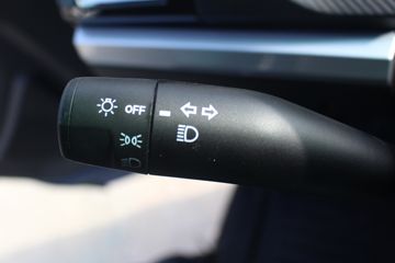 ���� �˶��N5 ������ 140���� 4.1�׵�����ʽ�Ῠ(����)ͼƬ