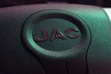 ���� �˶��N5 ������ 140���� 4.1�׵�����ʽ�Ῠ(����)ͼƬ