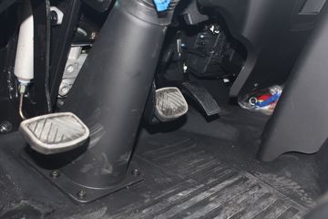 ���� �˶��N5 ������ 140���� 4.1�׵�����ʽ�Ῠ(����)ͼƬ