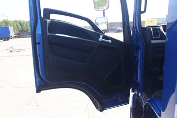 ���� �˶��N5 ������ 140���� 4.1�׵�����ʽ�Ῠ(����)ͼƬ