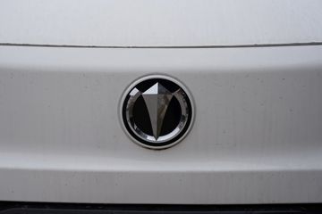 �ɵ� Q3ϵ�� 122���� 3�׵�������΢��ͼƬ