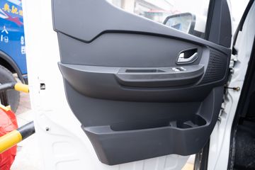 �ɵ� Q3ϵ�� 122���� 3�׵�������΢��ͼƬ