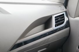 锐捷S&nbsp;电动封闭厢货驾驶室图片