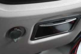 锐捷S&nbsp;电动封闭厢货驾驶室图片