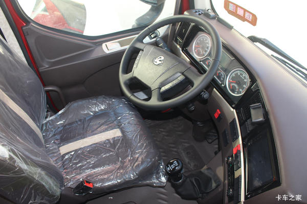 乘龙大单桥火热促销中,价格一降再降不能再降,名额有限先到先得!