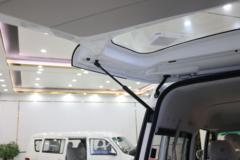 SRM鑫源 新海狮EV 4.5米纯电动多用途乘用车41.86kWh