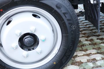 ���� ����M2 3.5T 4.12�׵��Ŵ��綯����΢��(BJ1032EVJA1)55.6kWhͼƬ