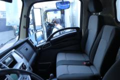 宇通轻卡 中体 4.12米单排纯电动厢式轻卡90.236kWh