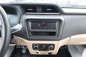 ������Խ��X1 ���ʰ� 2.84T 3.035�׵��Ŵ��綯��ʽ΢��(SC5031XXYXDD64BEV)41.86kWhͼƬ