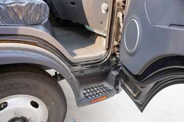 ���� ˧��i5 4.5T 4.15����ʽ���綯�Ῠ89.12kWhͼƬ