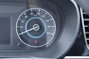 ���� ����V1 2.8T 3.2�׵��Ŵ��綯����΢��38.6kWhͼƬ