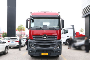 ���� Actros �ؿ� �ǻ�������  530���� 6X4 �Զ���ǣ����(����)(BJ4266Y6DHL-A2)ͼƬ