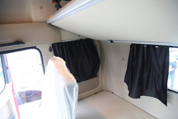 ���� Actros �ؿ� �ǻ�������  530���� 6X4 �Զ���ǣ����(����)(BJ4266Y6DHL-A2)ͼƬ