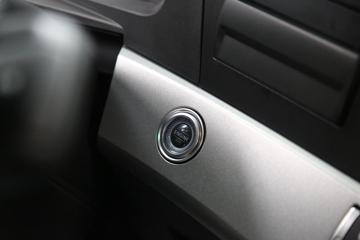 ���� Actros �ؿ� �ǻ�������  530���� 6X4 �Զ���ǣ����(����)(BJ4266Y6DHL-A2)ͼƬ