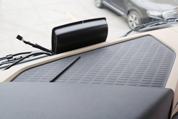 ���� Actros �ؿ� �ǻ�������  530���� 6X4 �Զ���ǣ����(����)(BJ4266Y6DHL-A2)ͼƬ