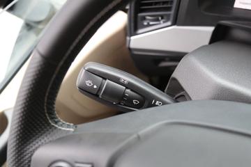 ���� Actros �ؿ� �ǻ�������  530���� 6X4 �Զ���ǣ����(����)(BJ4266Y6DHL-A2)ͼƬ