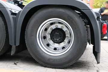 ���� Actros �ؿ� �ǻ�������  530���� 6X4 �Զ���ǣ����(����)(BJ4266Y6DHL-A2)ͼƬ