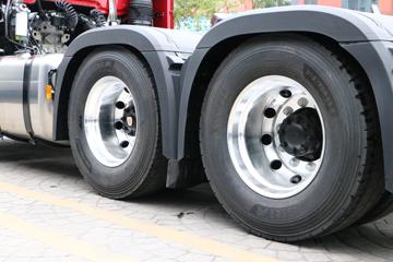 ���� Actros �ؿ� �ǻ�������  530���� 6X4 �Զ���ǣ����(����)(BJ4266Y6DHL-A2)ͼƬ