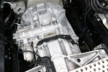 ���� Actros �ؿ� �ǻ�������  530���� 6X4 �Զ���ǣ����(����)(BJ4266Y6DHL-A2)ͼƬ