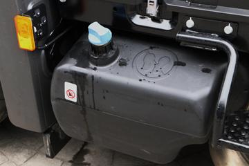 ���� Actros �ؿ� �ǻ�������  530���� 6X4 �Զ���ǣ����(����)(BJ4266Y6DHL-A2)ͼƬ