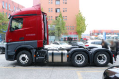 奔驰 Actros 重卡 星徽尊享版  530马力 6X4 自动挡牵引车(国六)(BJ4266Y6DHL-A2)