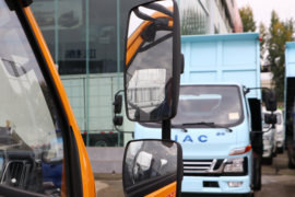 解放霸铃2系&nbsp;载货车外观                                                图片