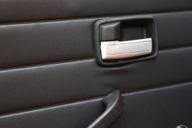 解放霸铃2系&nbsp;载货车驾驶室                                               图片