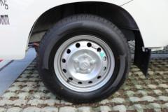 福田 祥菱M1 2.8T 3.05米单排纯电动栏板微卡38.6kWh