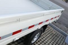 福田 祥菱M1 2.8T 3.05米单排纯电动栏板微卡38.6kWh