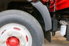 东风 多利卡D6-N 锐能版 140马力 4.13米单排栏板轻卡(国六)(EQ1070S3CDF)