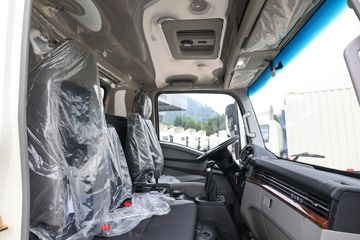 �й�����HOWO ͳ˧ 160���� 4X2 4.15����س�(����)(ZZ5047XLCH3315F145)ͼƬ