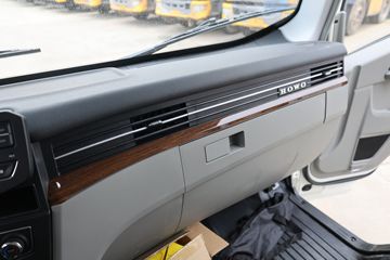 �й�����HOWO ͳ˧ 160���� 4X2 4.15����س�(����)(ZZ5047XLCH3315F145)ͼƬ